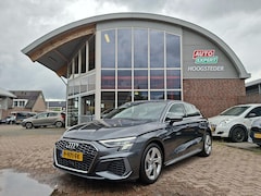 Audi A3 Sportback - 35 TFSI S edition Carplay|trekhaak|Digital cockpit