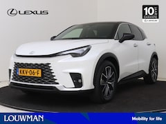 Lexus LBX - Emotion 2WD | Mark Levinson | 360 Camera | Head Up Display | Sportieve Velgen | Demo