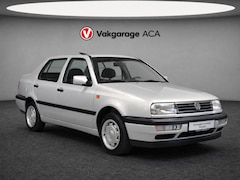 Volkswagen Vento - 1.8 GL // 46.000 km // LEDER // OPEN DAK // COLLECTERS ITEM //