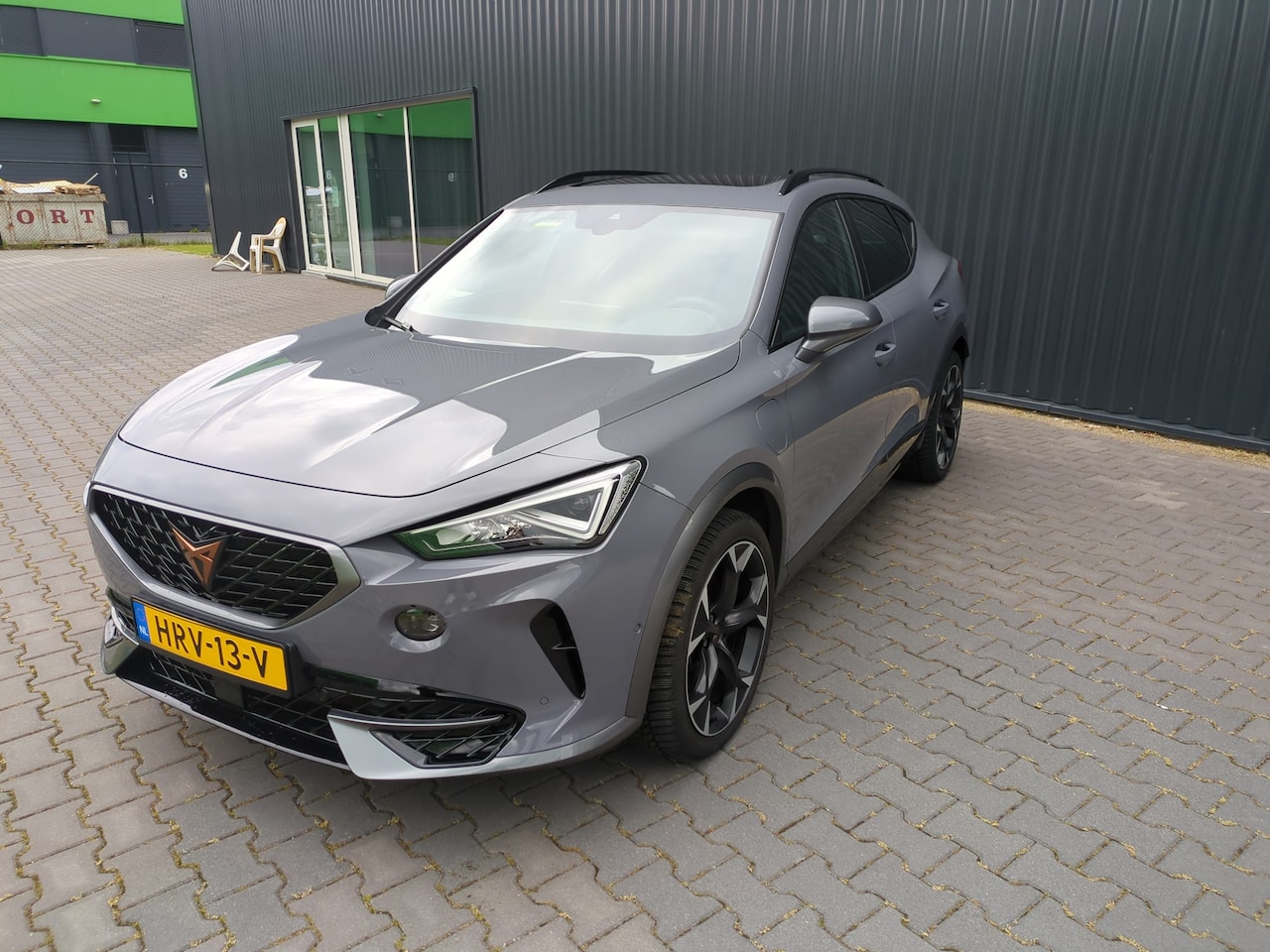 CUPRA Formentor - 1.4 e-Hybrid Business Pano / Nardo grey / Prioryty pakket - AutoWereld.nl
