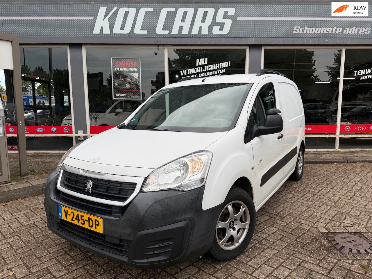 Peugeot Partner - 120 1.6 BlueHDi 75 L1 XR 120 1.6 BlueHDi 75 L1 XR - AutoWereld.nl