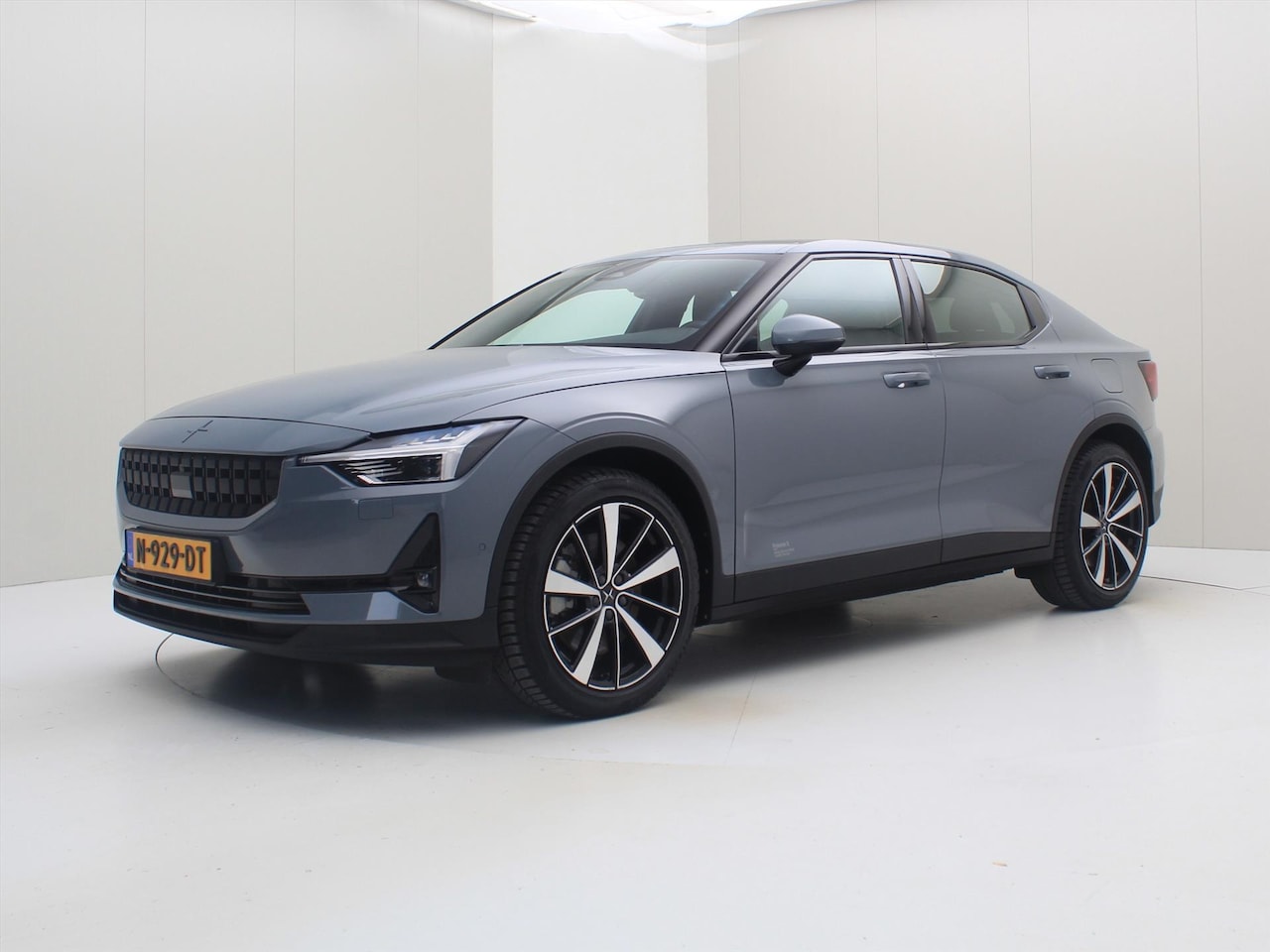 Polestar 2 - Long Range Dual Motor 408PK 78kWh 91% SoH [ PILOT PLUS+19 INCH+CARPLAY+CAMERA+ACC+STOELVER - AutoWereld.nl