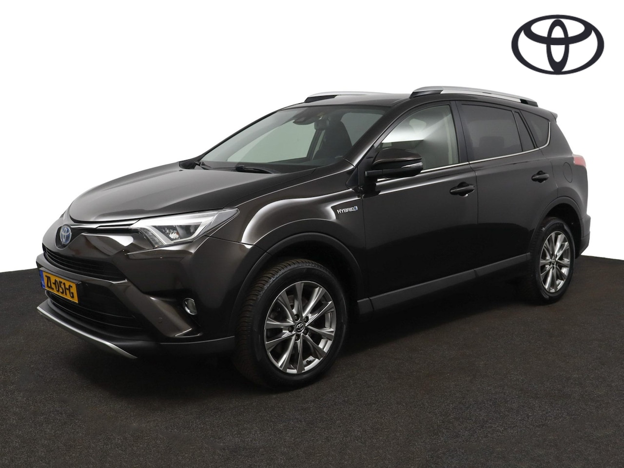 Toyota RAV4 - 2.5 Hybrid Executive Business | Cruise control | Climate control | Navigatie | Stoelverwar - AutoWereld.nl