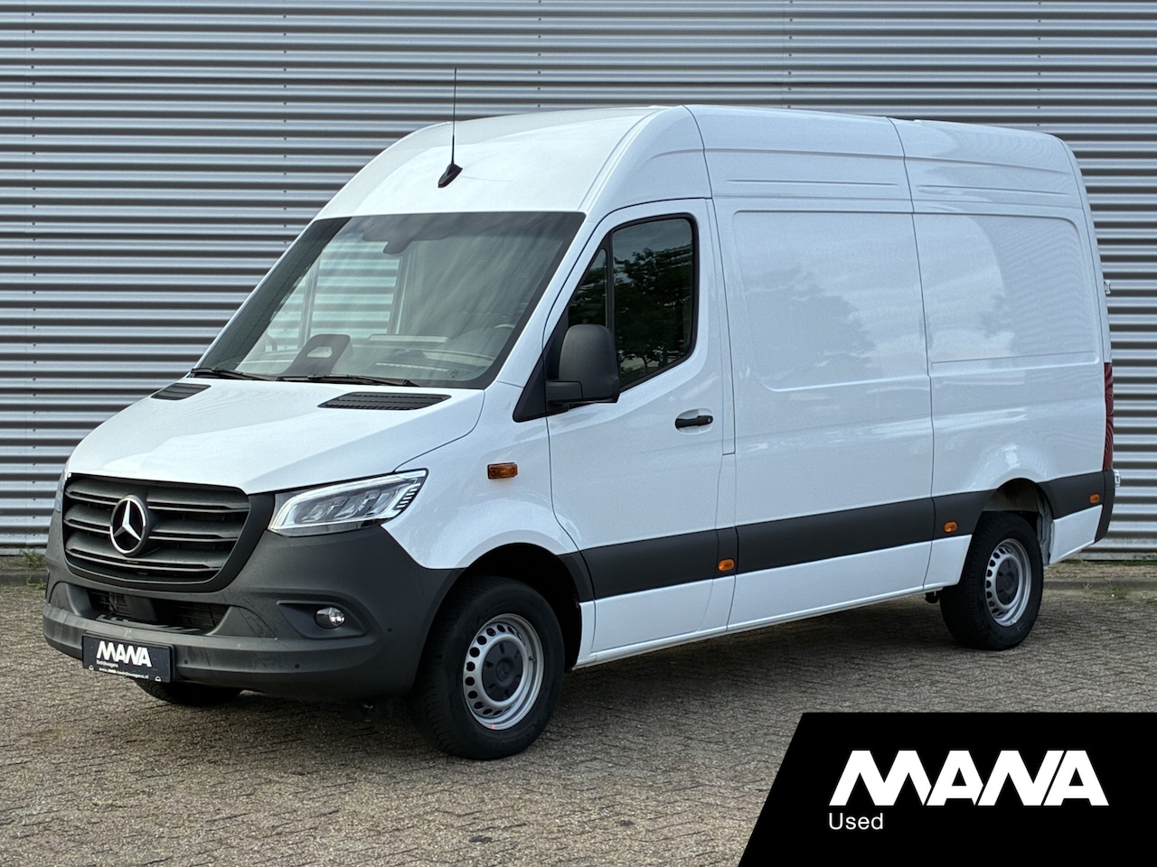 Mercedes-Benz Sprinter - 317 1.9 CDI 170pk L2H2 RWD LED Facelift Cruise Camera Carplay - AutoWereld.nl