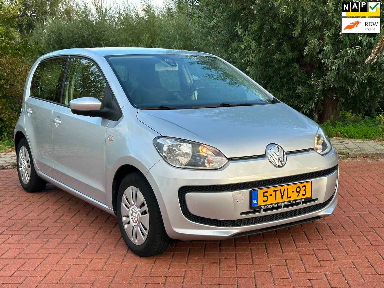Volkswagen Up! - 1.0 move up! BlueMotion Nap/Airco/Navigatie - AutoWereld.nl