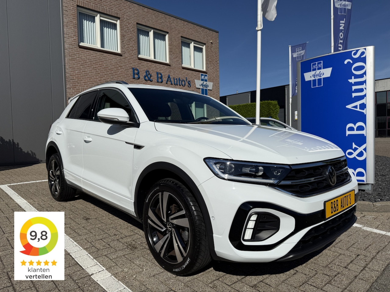 Volkswagen T-Roc - 1.5 TSI 150PK Automaat R-Line Edition l ACC l BLISS l CAMERA l ECC l FULL-LED l NAVI l STO - AutoWereld.nl