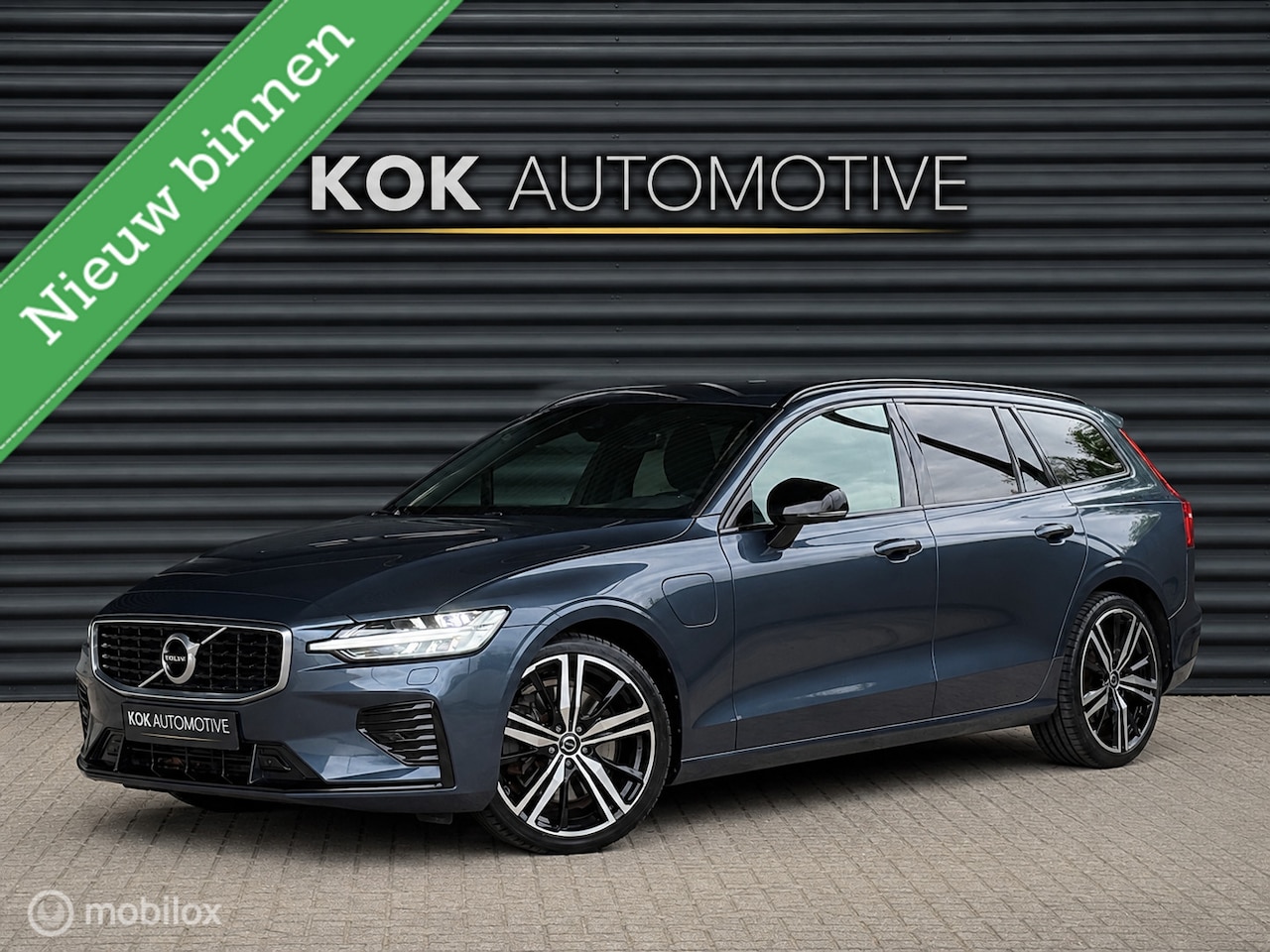 Volvo V60 - 2.0 T6 Twin Engine AWD R-Design 2.0 T6 Twin Engine AWD R-Design - AutoWereld.nl