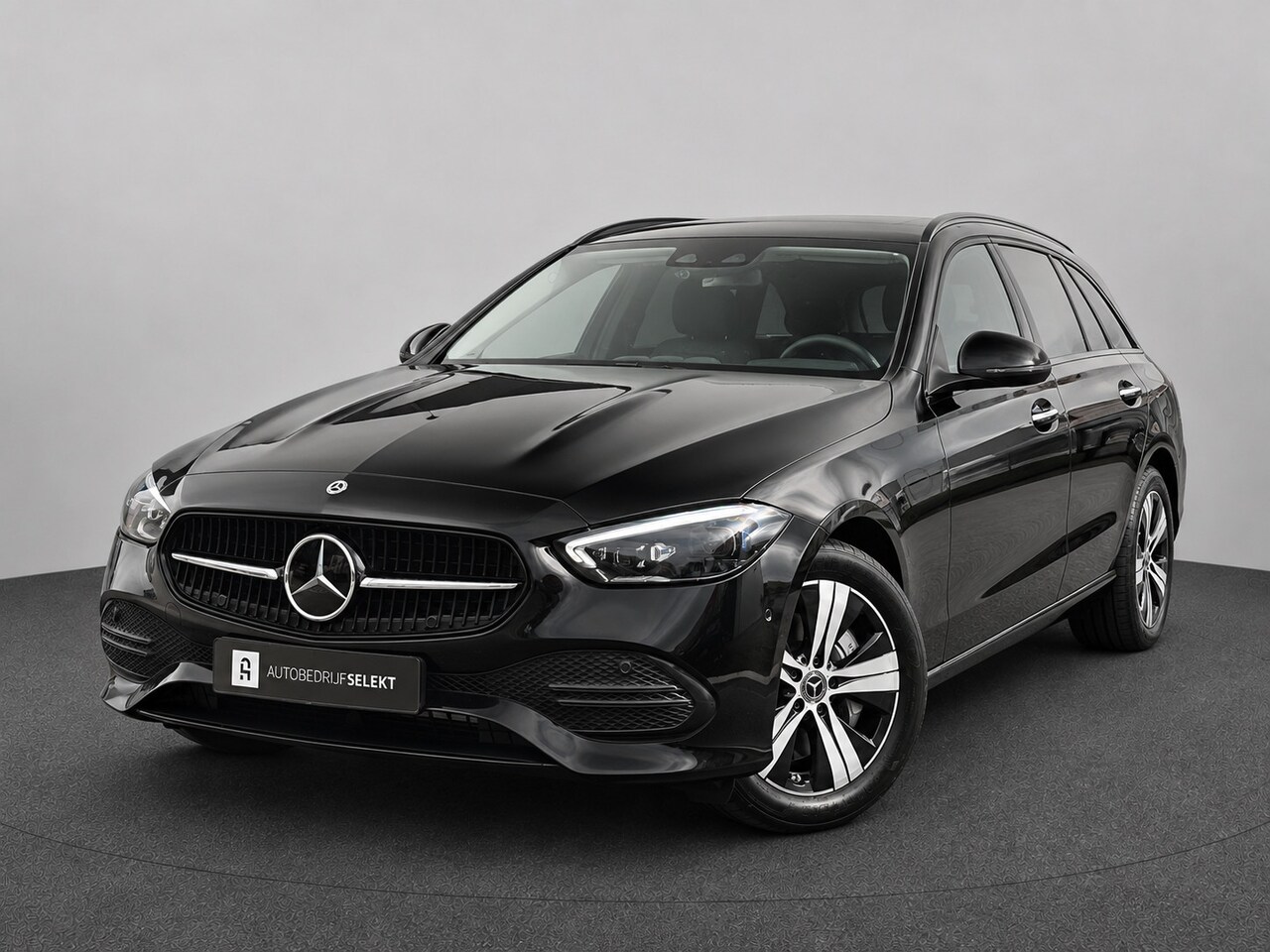 Mercedes-Benz C-klasse Estate - 300 e | Night | Head Up | Sfeer | MBUX | 1e eig. | Camera | Carplay | Distronic ACC | Head - AutoWereld.nl
