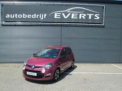 Renault Twingo - 1.2 16V Dynamique nieuwe model Apk 17-05-2027 zeer goed onderhouden zeer complete auto nu