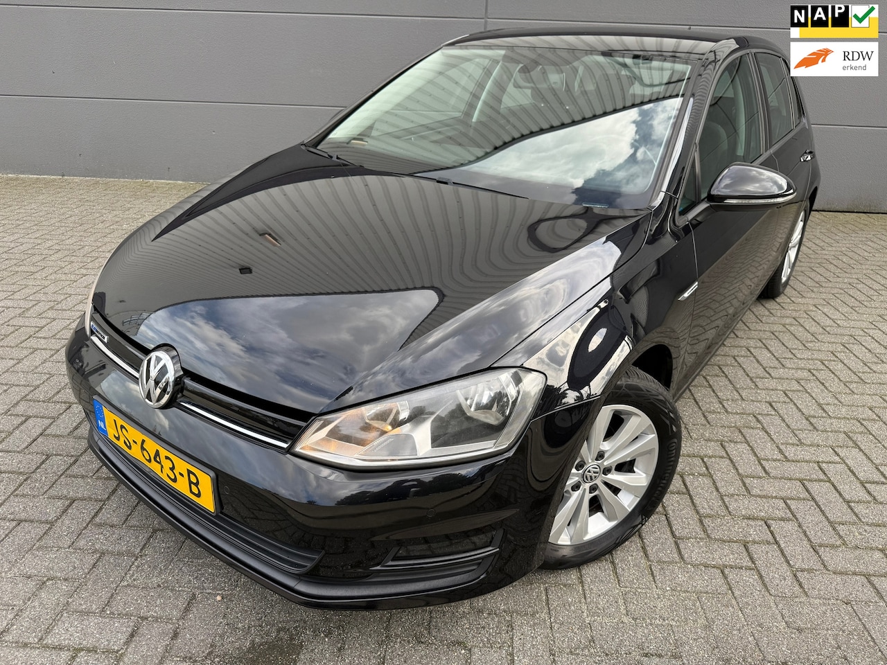Volkswagen Golf - 1.0 TSI Comfortline*1eEigenaar*NAVI*Cruise*Velgen*ParkSensoren*ClimatAirco*APK*NAP - AutoWereld.nl