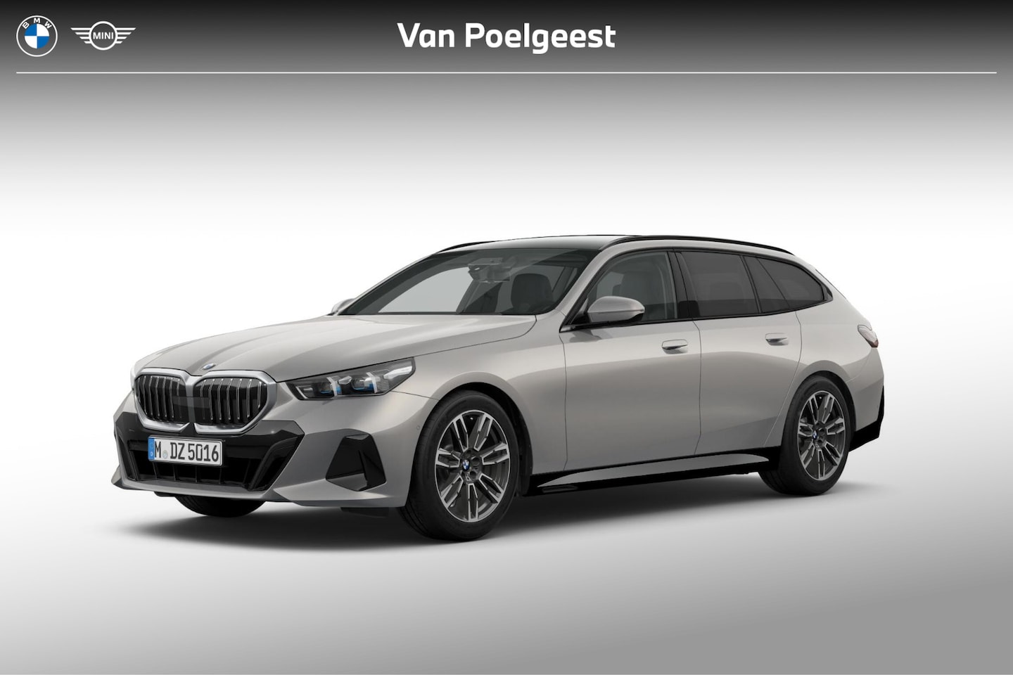BMW 5-serie Touring - 520i | M-Sport | Comfort Pack | Travel Pack | Panoramadak | Stoelventilatie | Harman/Kardo - AutoWereld.nl