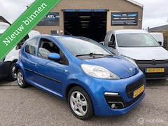 Peugeot 107 - 1.0-12V Sportium