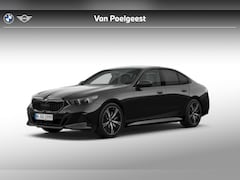 BMW 5-serie - Sedan 520i | M-Sport Pro | Travel Pack | Comfort Pack | Stoelventilatie | Panoramadak | Tr