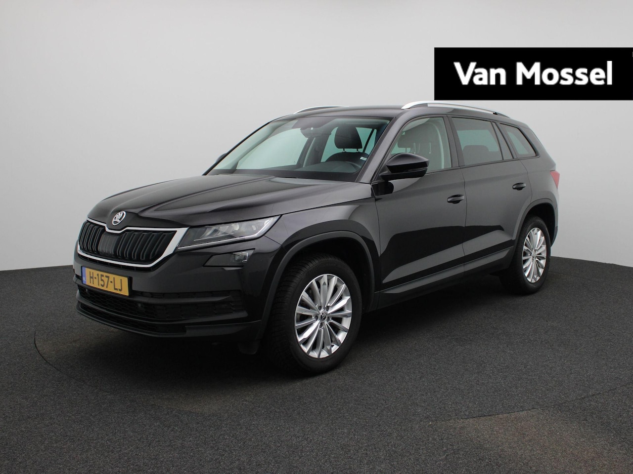 Skoda Kodiaq - 1.5 TSI Business Edition 150 PK | Trekhaak | Achteruitrijcamera | Parkeersensoren | Keyles - AutoWereld.nl