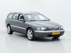 Volvo V70 - 2.5 T AWD Titanium|AUT|Xenon|Cruise|Leder|Airco