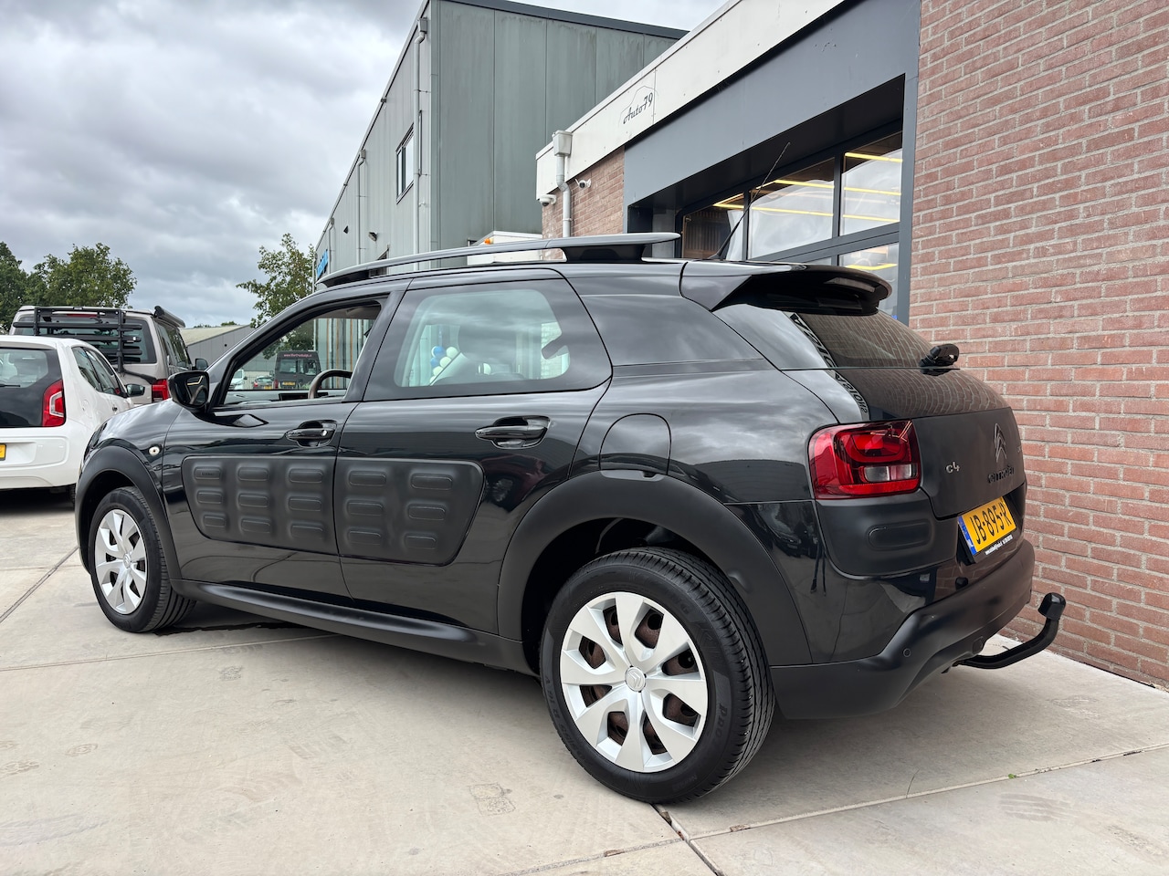Citroën C4 Cactus - 1.2 PureTech Business | Org-NL auto. Navi. D-riem verv. Trekhaak