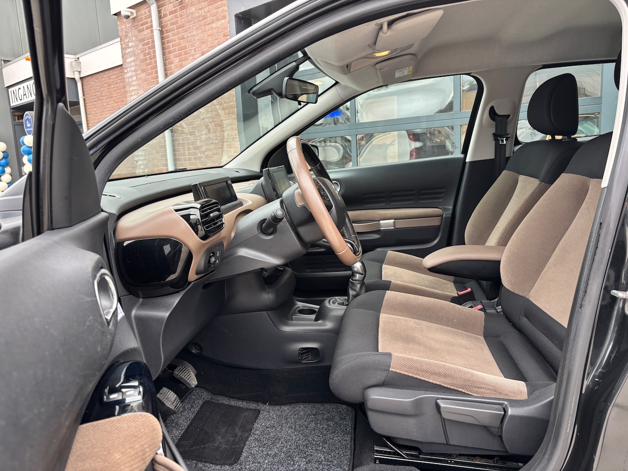 Citroën C4 Cactus - 1.2 PureTech Business | Org-NL auto. Navi. D-riem verv. Trekhaak
