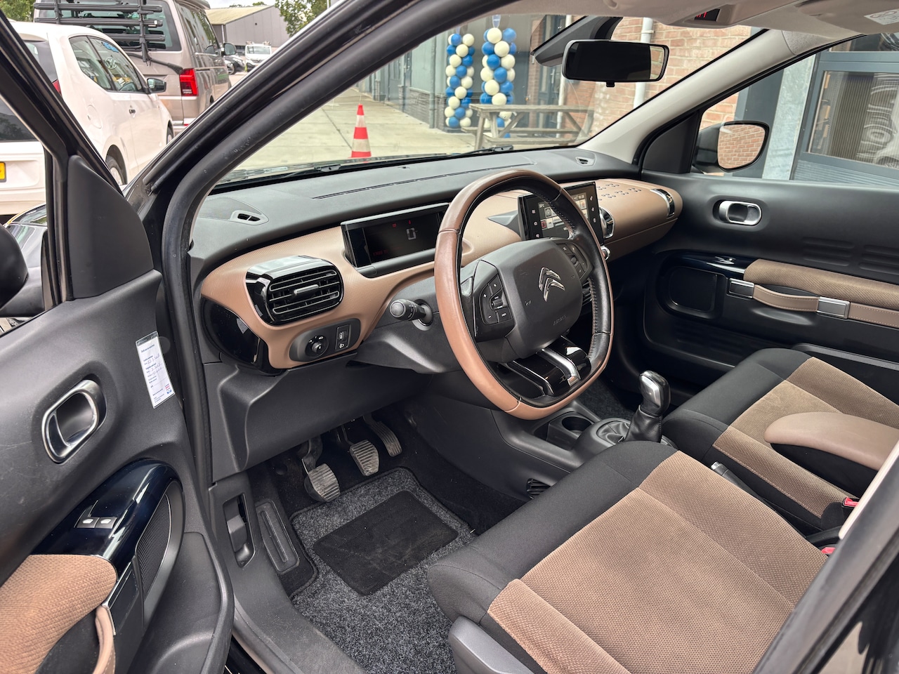 Citroën C4 Cactus - 1.2 PureTech Business | Org-NL auto. Navi. D-riem verv. Trekhaak