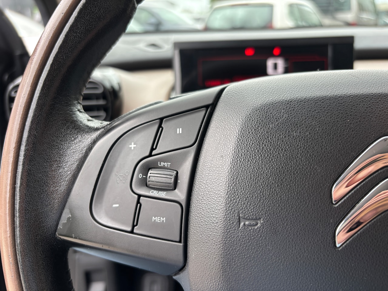 Citroën C4 Cactus - 1.2 PureTech Business | Org-NL auto. Navi. D-riem verv. Trekhaak
