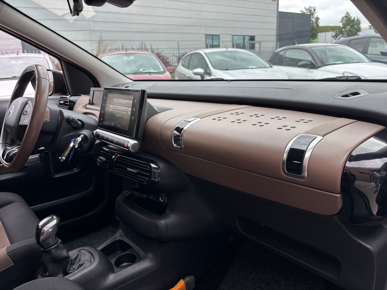 Citroën C4 Cactus - 1.2 PureTech Business | Org-NL auto. Navi. D-riem verv. Trekhaak