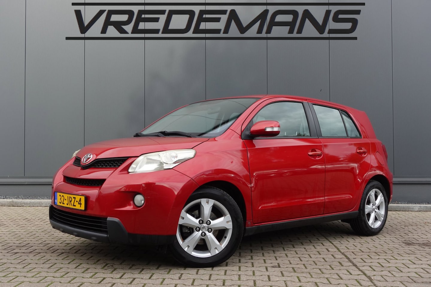 Toyota Urban Cruiser - 1.3 VVT-i Aspiration CRUISE/NAVI - AutoWereld.nl