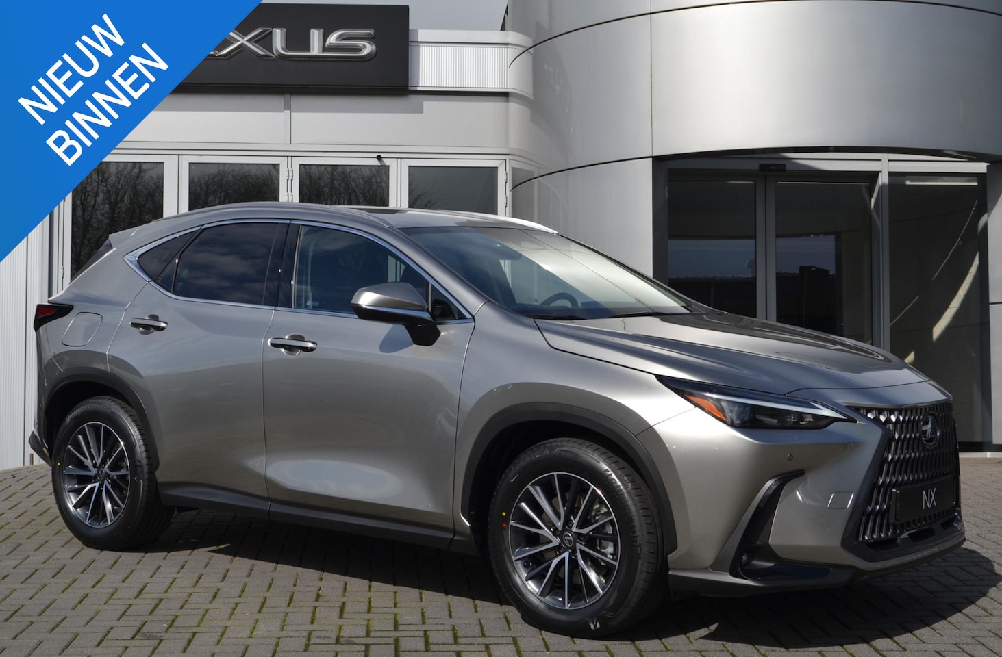 Lexus NX - 450h+ AWD Business Line NIEUW DIRECT LEVERBAAR TREKHAAK 1500KG TREKGEWICHT MEMORY-SEAT STO - AutoWereld.nl