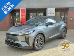 Toyota C-HR - C-HR+ EXECUTIVE AWD 77KWH NIEUW DIRECT LEVERBAAR PANODAK JBL-AUDIO 20'' LM-VELGEN STOEL/ST