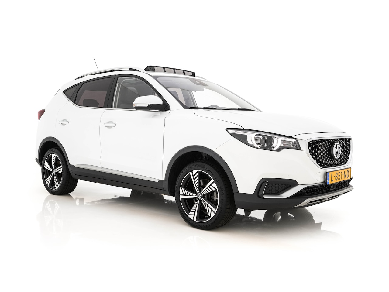 MG MG ZS EV - Luxury 45 kWh (INCL-BTW) Aut. *PANO | LEATHER | CCS-FASTLOADER | KEYLESS | NAVI-FULLMAP | - AutoWereld.nl