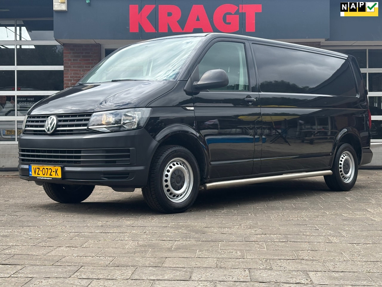 Volkswagen Transporter - 2.0 TDI L2H1 Comfortline|NAP|airconditioning|cruise control|bluetooth|5 versnellingen|elek - AutoWereld.nl