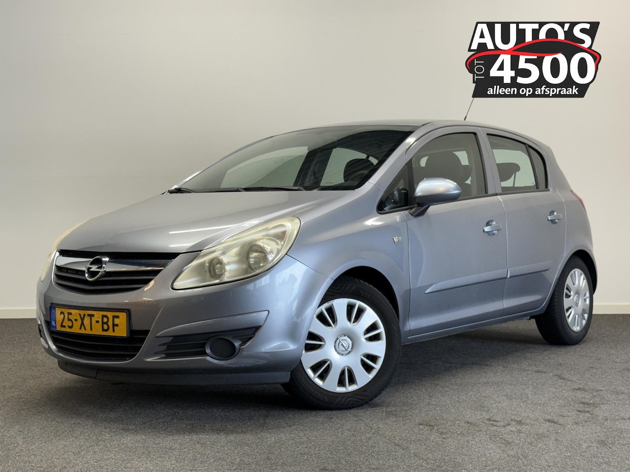 Opel Corsa - 1.2-16V Business automaat! Airco! - AutoWereld.nl