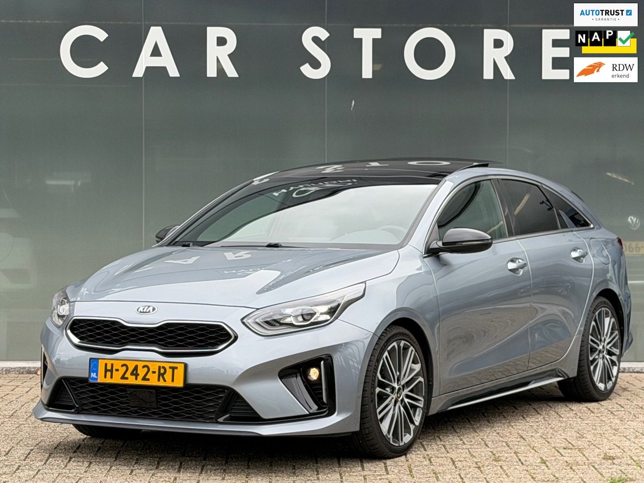 Kia Pro cee'd - 1.4 T-GDI GT-PlusLine PANO/LED/Virtual/Camera/Eerste eigenaar - AutoWereld.nl