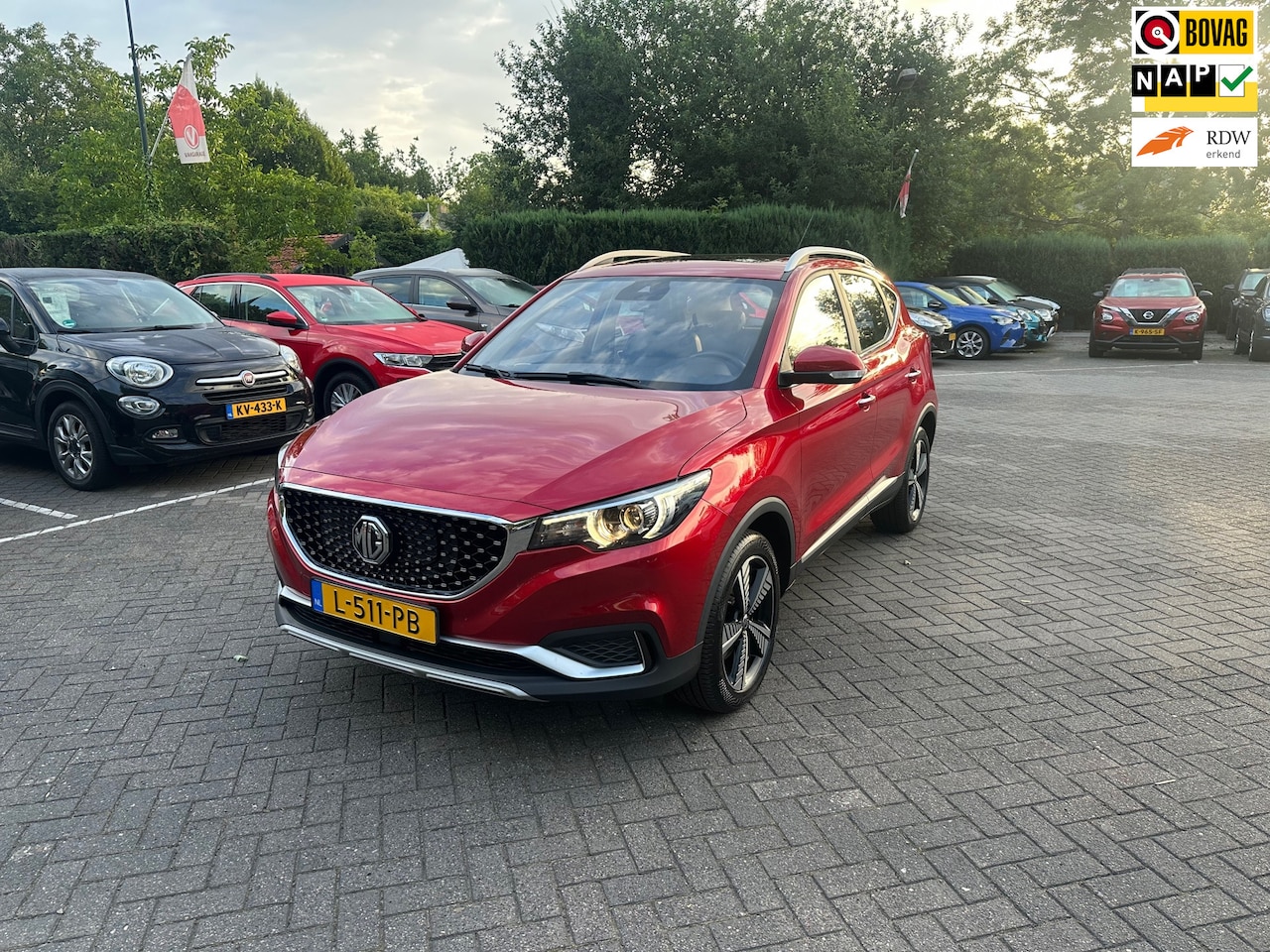 MG MG ZS EV - Luxury 45 kWh , leer , navigatie , camera , panoramadak - AutoWereld.nl