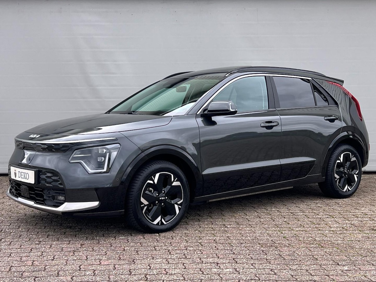 Kia Niro EV - 64 kWh Executive Line | SOH 100% | Warmtepomp | Leder | e-Niro | Schuifdak - AutoWereld.nl