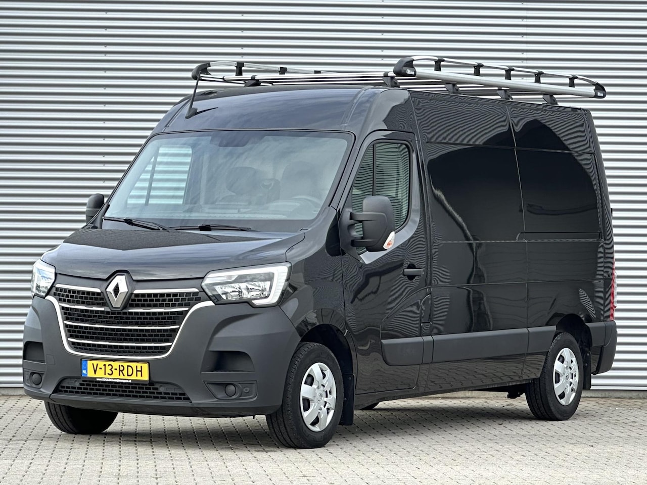 Renault Master - T35 2.3 dCi 150 L2H2 Automaat|Cruise|Navi|Trekhaak - AutoWereld.nl