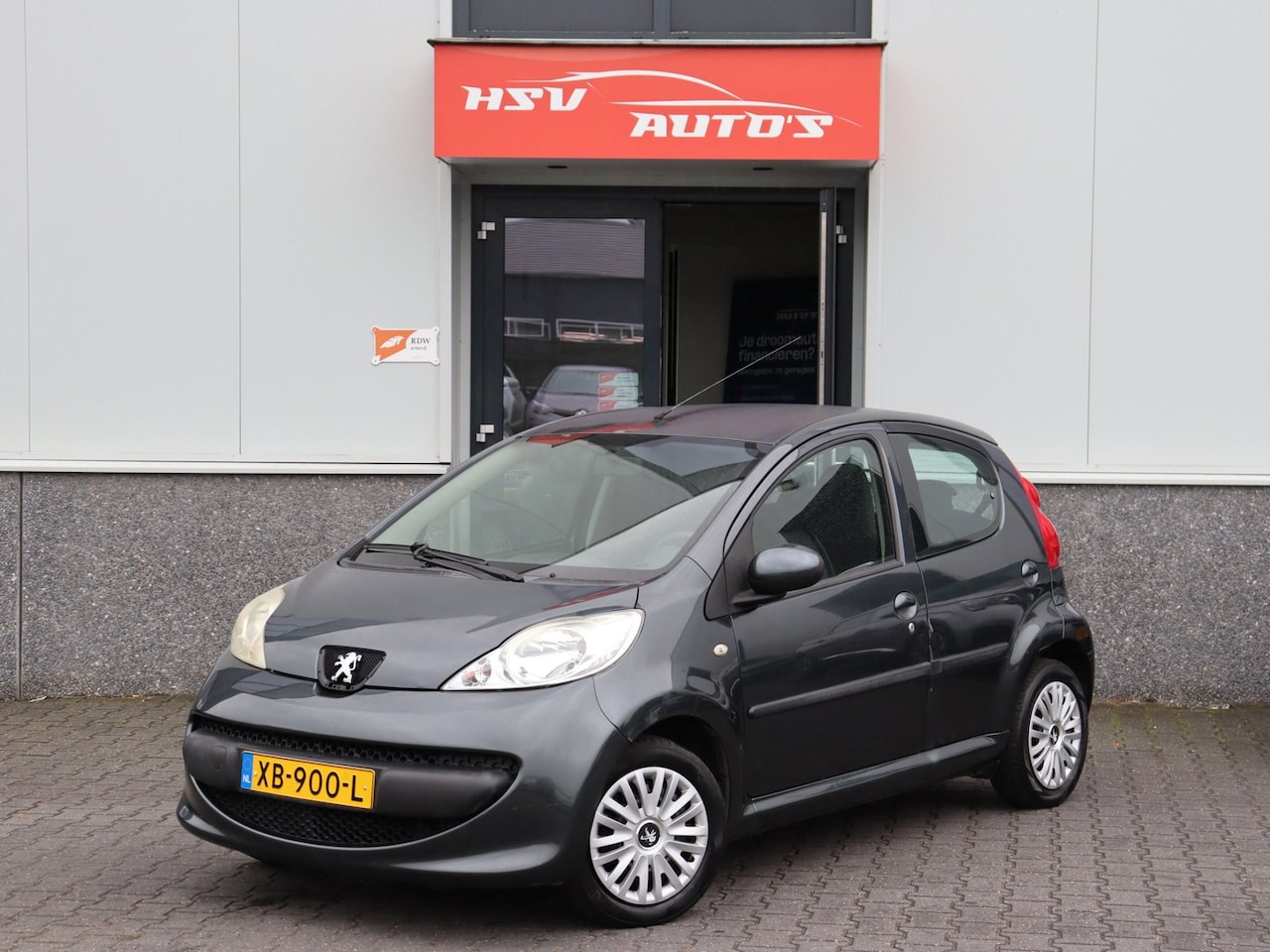 Peugeot 107 - 1.0-12V XR 4-deurs airco - AutoWereld.nl