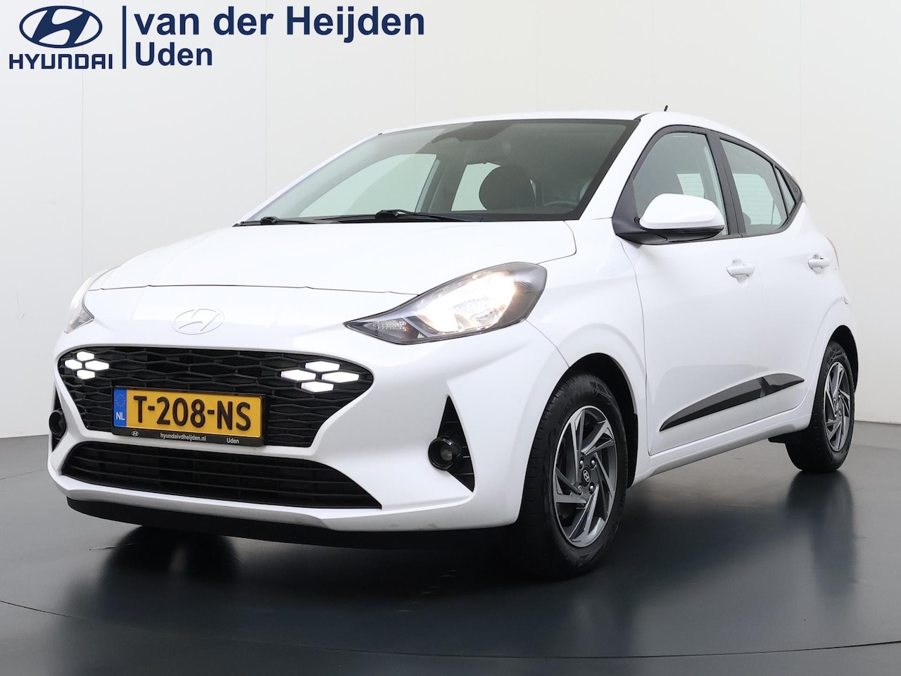 Hyundai i10 - 1.0 Comfort Smart 5-zits Elektrische Spiegels | Navigatie | Camera - AutoWereld.nl