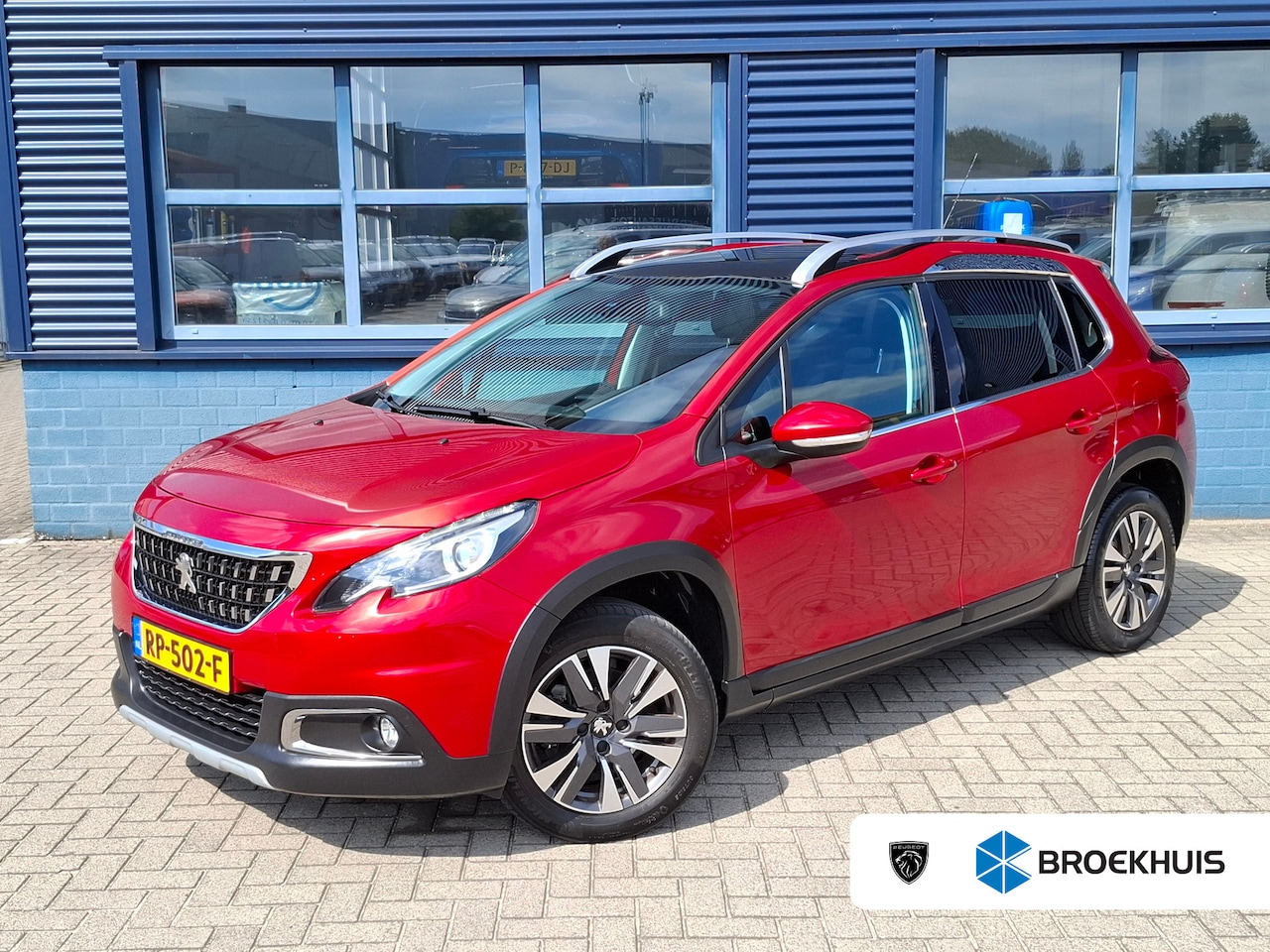 Peugeot 2008 - 1.2 PureTech AllureAchteruitrijcamera Carplay/Android Auto|telefoonintegratie premium | Ac - AutoWereld.nl