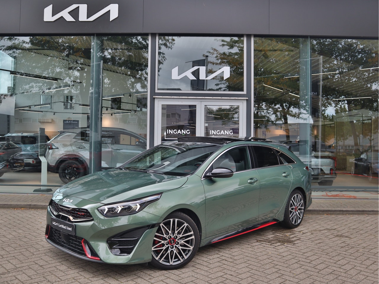 Kia Pro cee'd - 1.6 T-GDi GT DCT7 Automaat 204pk! Full Option! | Panoramadak | Stoelverwarming | Memory | - AutoWereld.nl