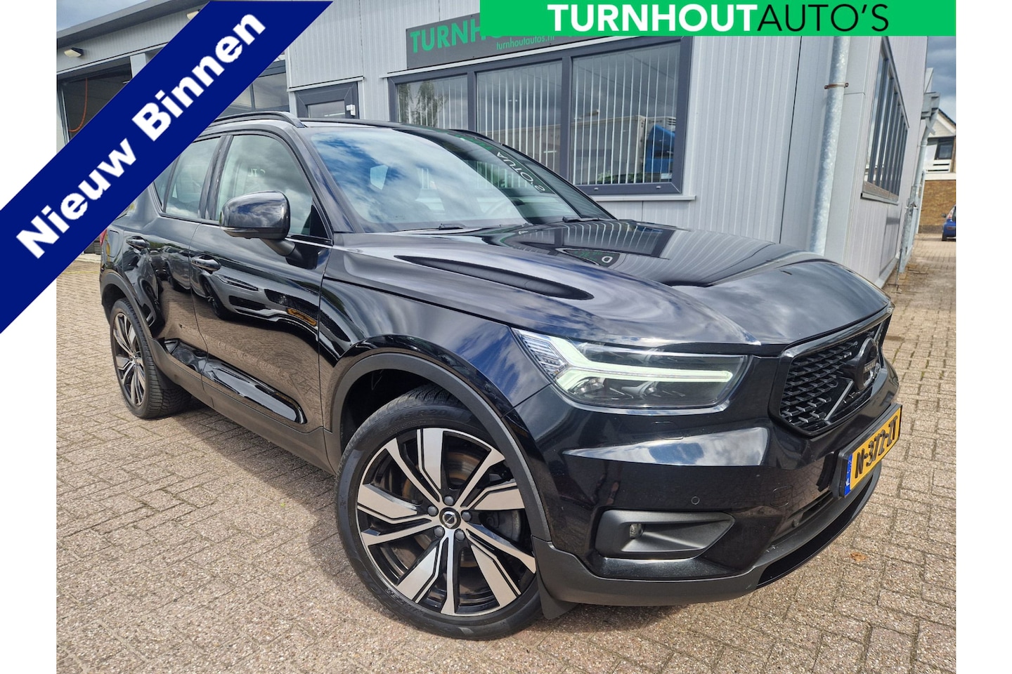 Volvo XC40 - T4 Recharge R-Design Luxury-pakket (audio installatie premium, elektrisch verstelbare pass - AutoWereld.nl