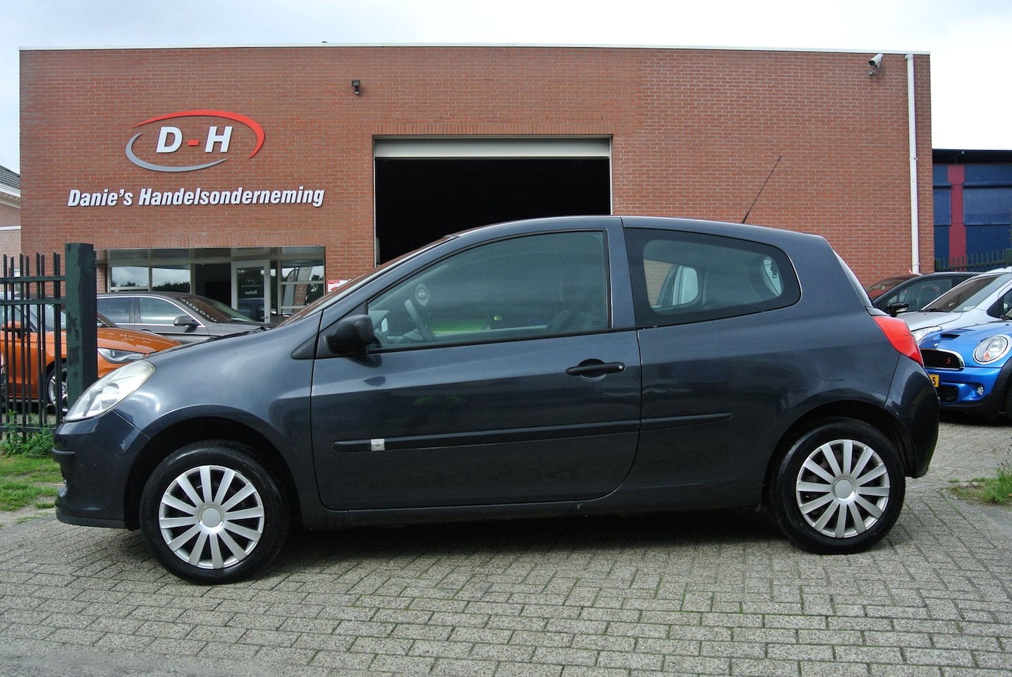 Renault Clio - 1.2-16V Special Line airco apk 25-08-2027 inruil mogelijk nap - AutoWereld.nl