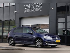 Volkswagen e-Golf - Edition 70 | DYNAUDIO | DIGI DASH | STOELVERW. | LEDER | SOH 88 %