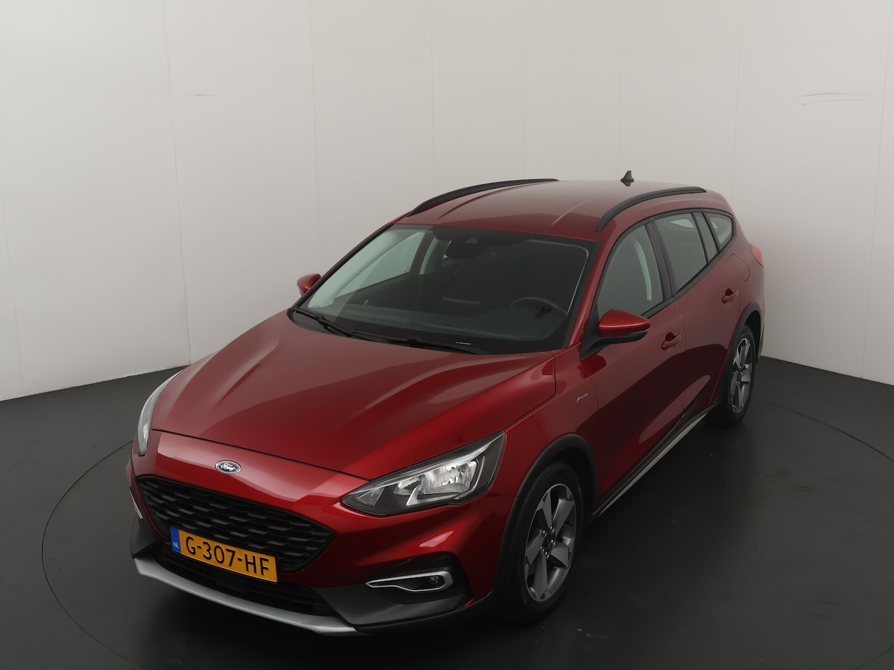 Ford Focus Wagon - EcoBoost 125 pk Active Business | Winter Pack | Navi | Clima | Cruise | Keyless entry | 1e - AutoWereld.nl