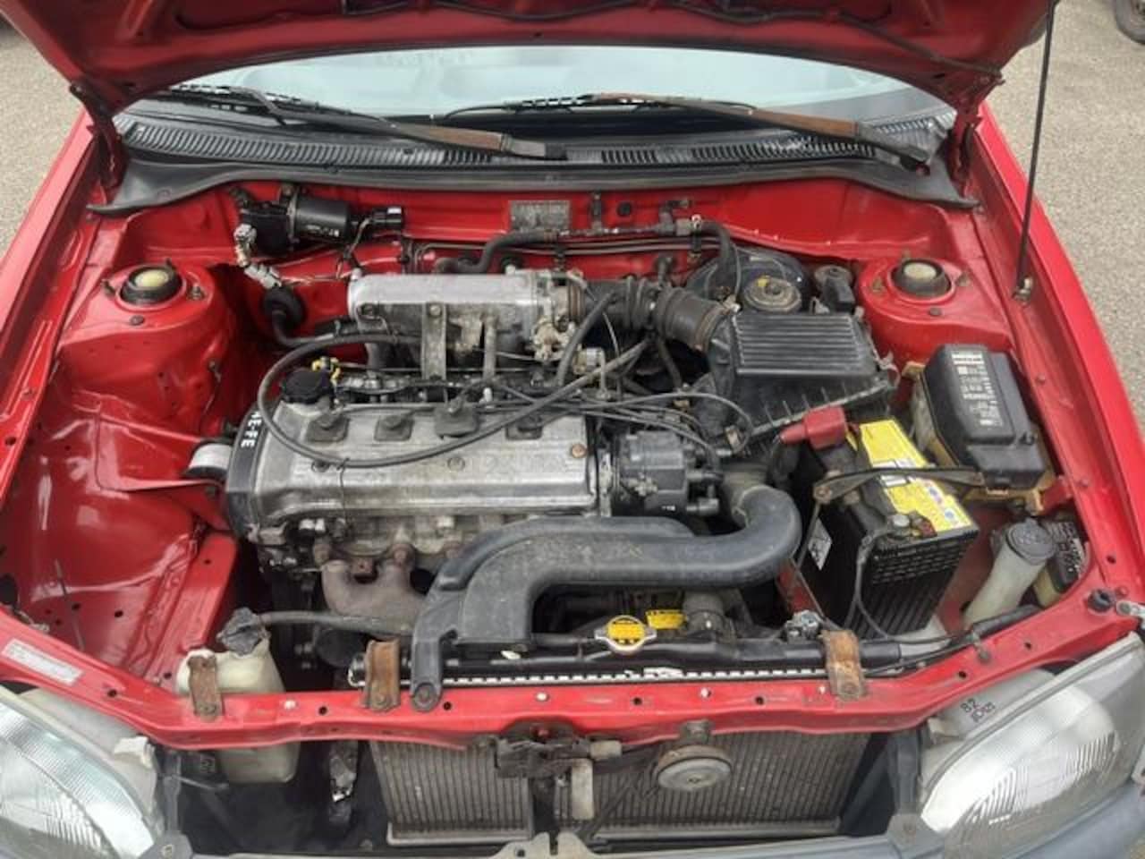 Toyota Starlet - 1.3-16V APK tot dec 26/ lmv / goedlopend