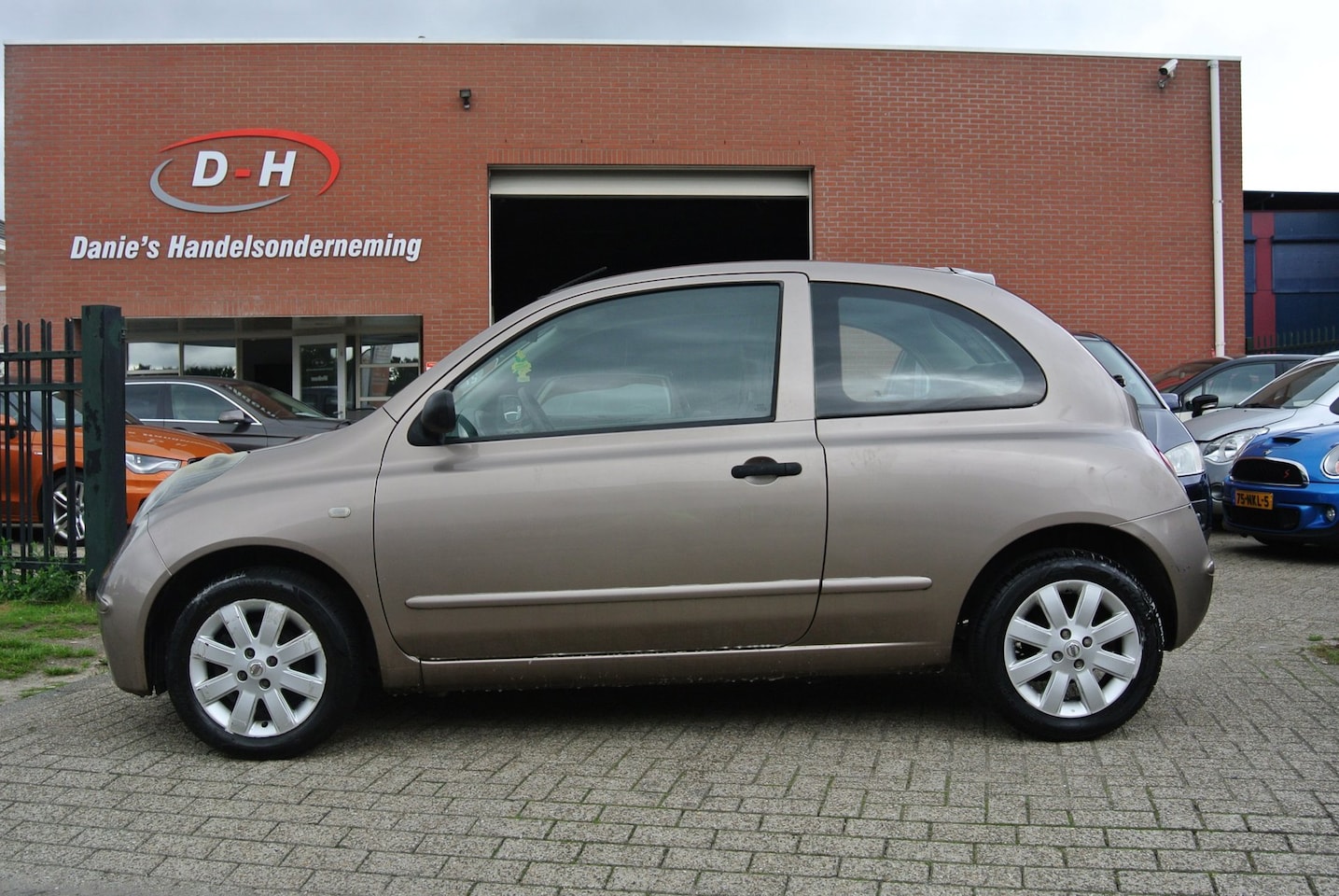 Nissan Micra - 1.2 ELLE airco apk 04-08-2027 inruil mogelijk nap - AutoWereld.nl