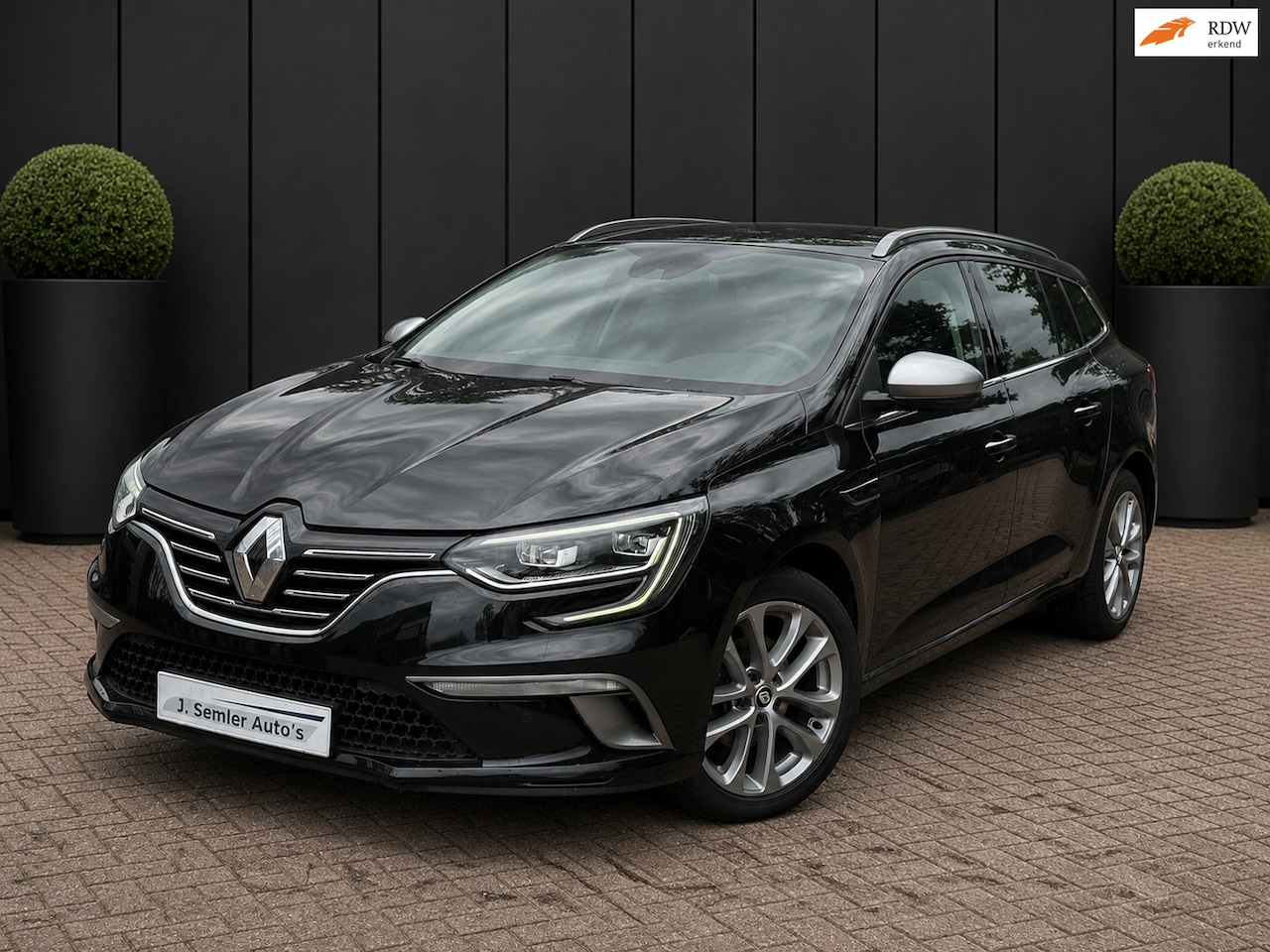 Renault Mégane Estate - 1.2 TCe GT-LINE NAVI LED CRUISE CAMERA APK - AutoWereld.nl