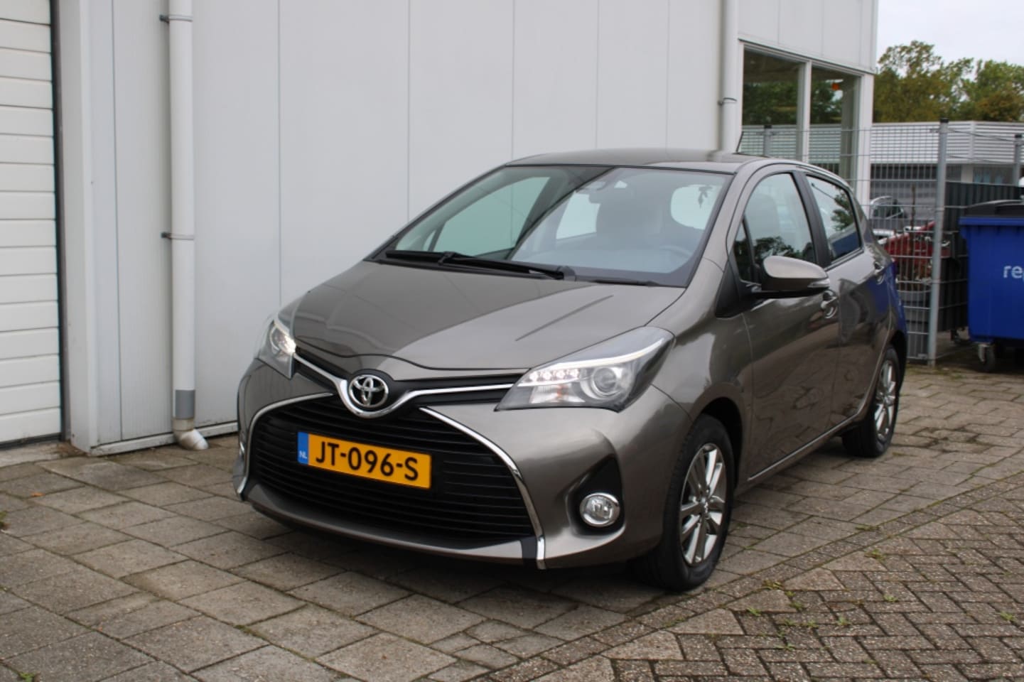 Toyota Yaris - 1.3 VVT-i Trend 1.3 VVT-i Trend - AutoWereld.nl