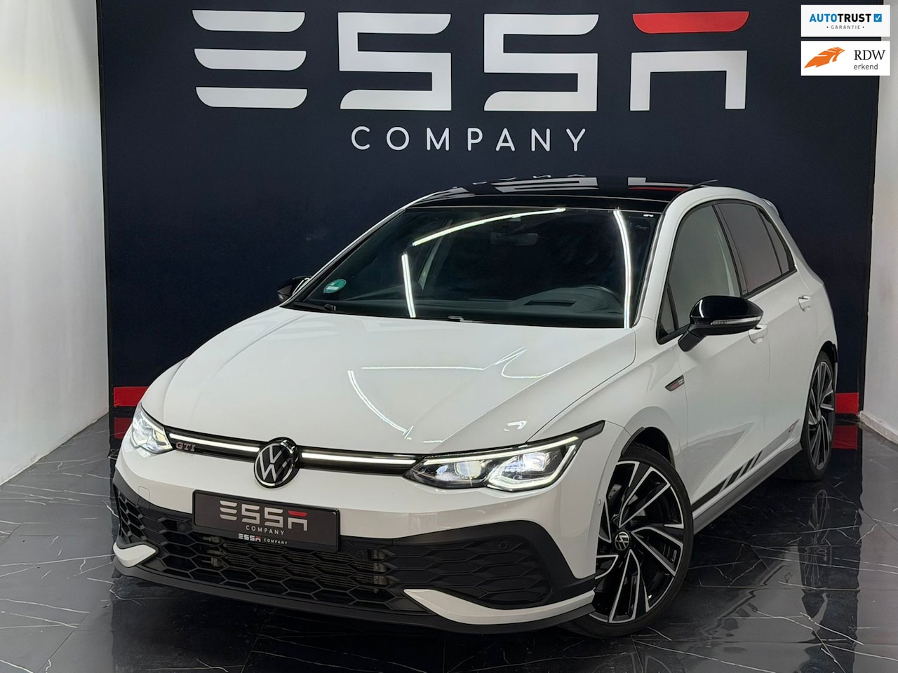 Volkswagen Golf - 2.0 TSI GTI Clubsport Keyless HUD Pano IQ HK - AutoWereld.nl