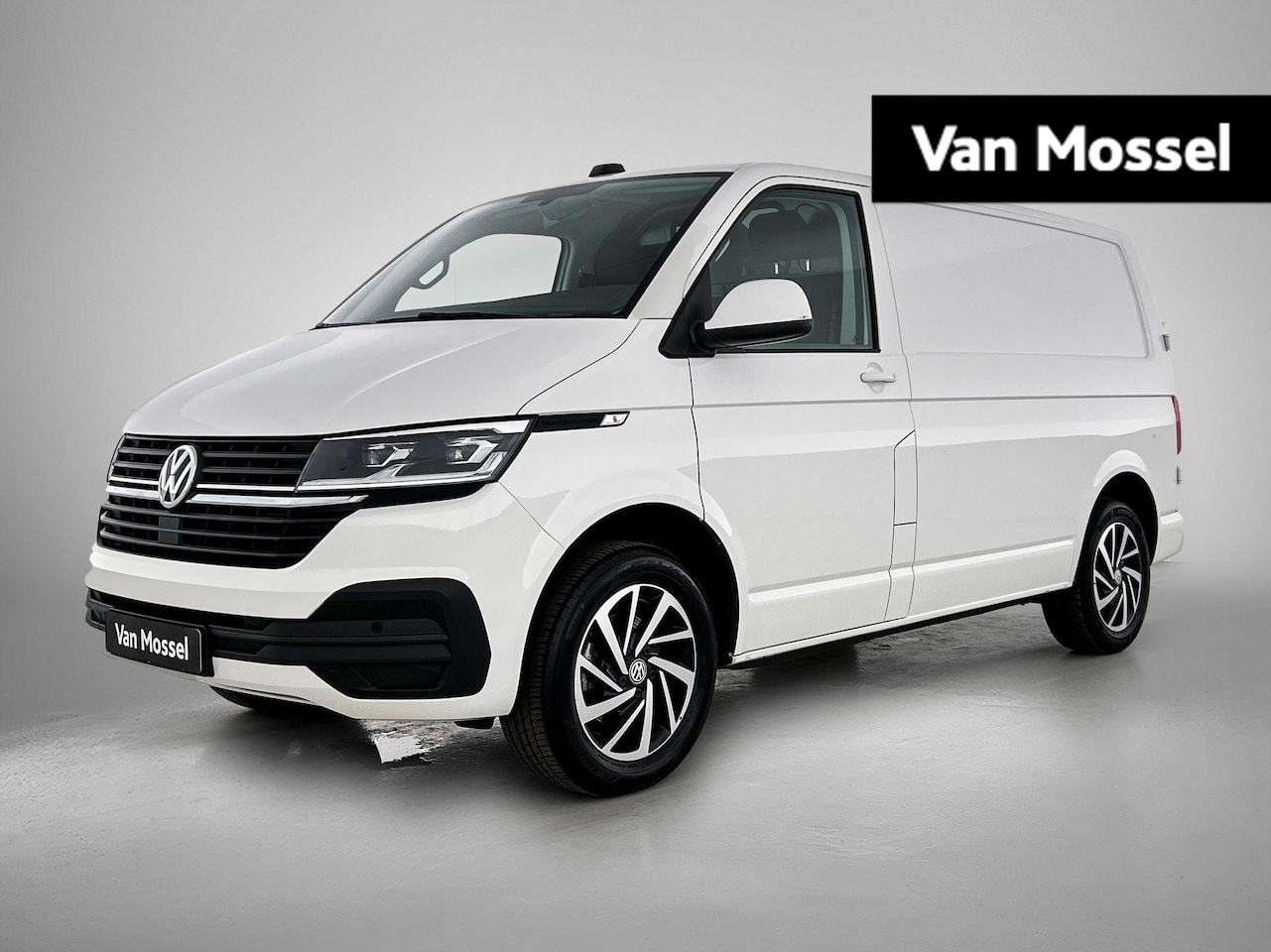 Volkswagen Transporter - 2.0 TDI L1H1 150 PK Automaat | Radio | Camera | Bijrijdersbank | Navigatie | Adaptive crui - AutoWereld.nl