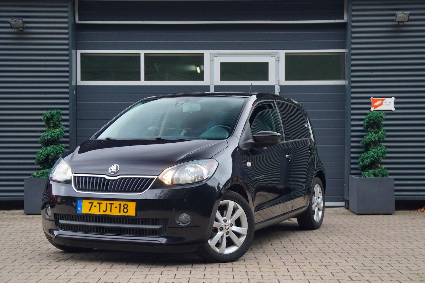 Skoda Citigo - 1.0 Greentech Drive NAVI LEDER AIRCO - AutoWereld.nl