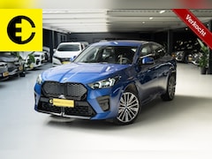 BMW iX2 - eDrive20 67 kWh | 96, 9% SOH | Alcantara stoelen | Camera